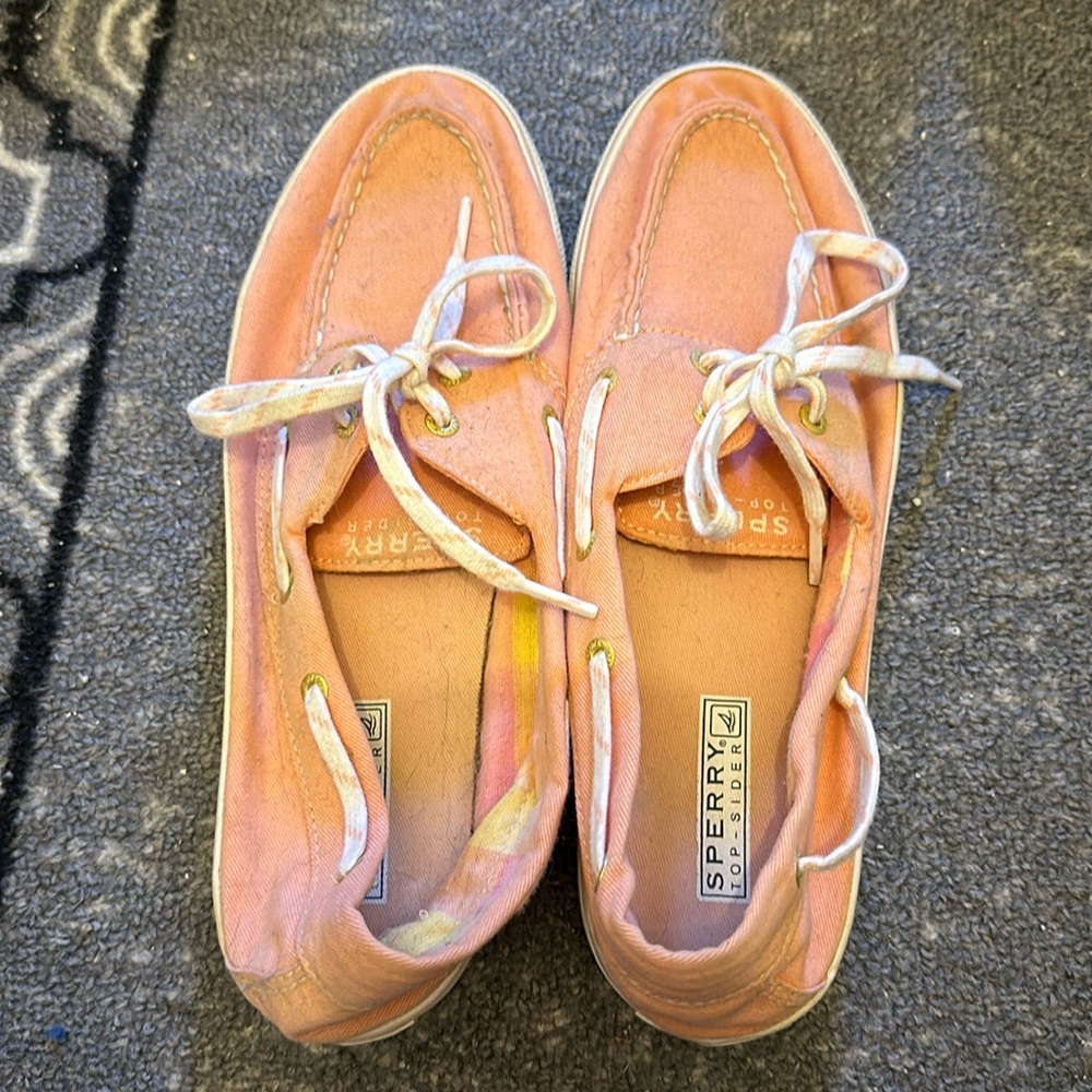 Gently worn Sperry Topsider canvas sneakers, size 9.5M